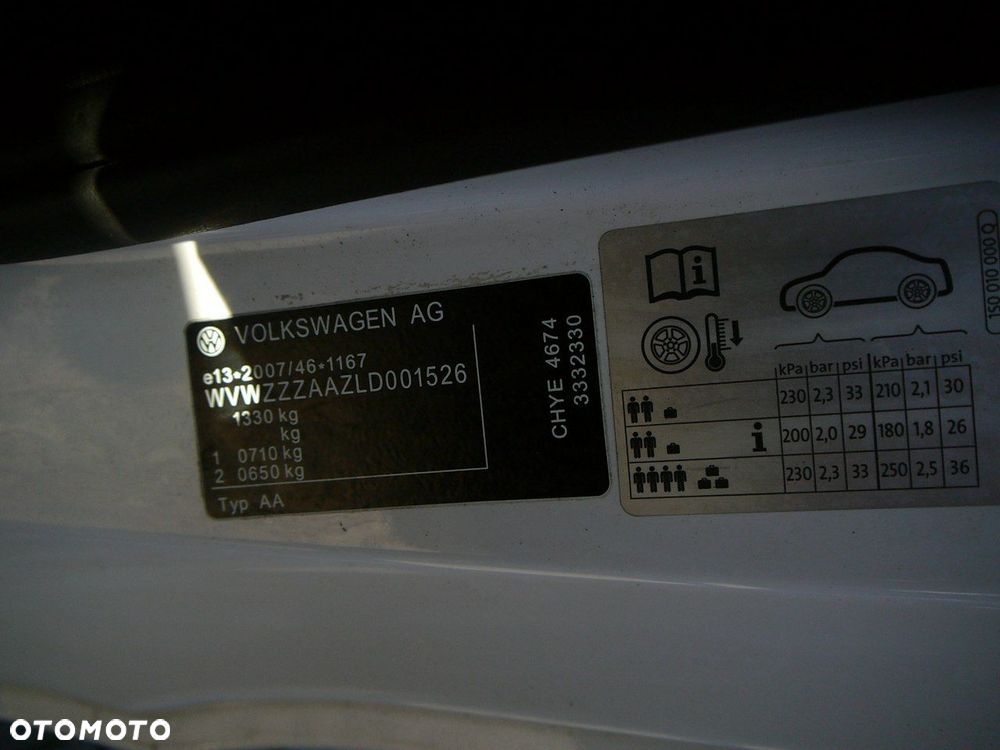 Volkswagen up! 1.0 White Style - 30