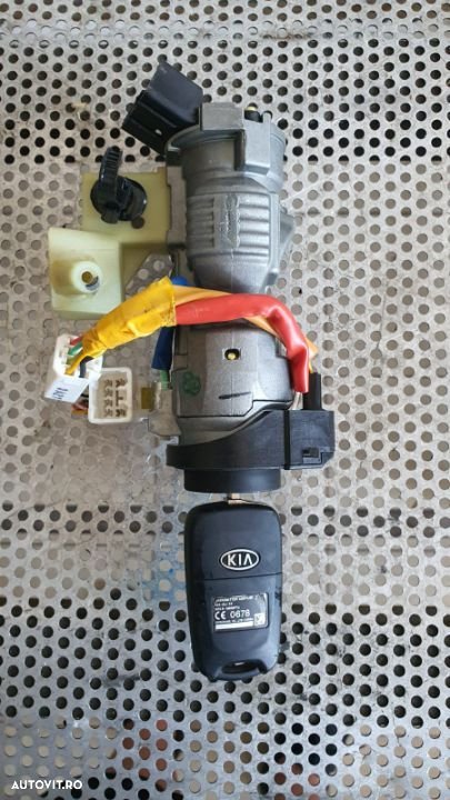 Contact Cu Cheie Kia Ceed An 2012-2016 Dezmembrez Kia Ceed 1.6 Gdi Motor G4FA - 3
