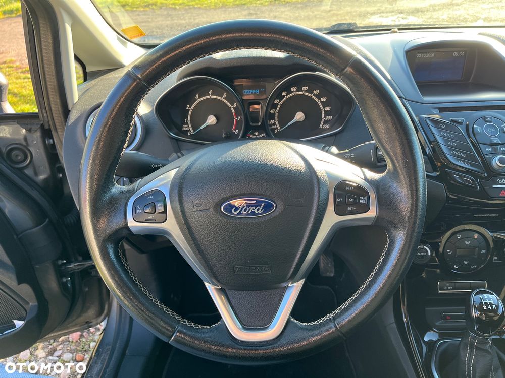 Ford Fiesta - 10