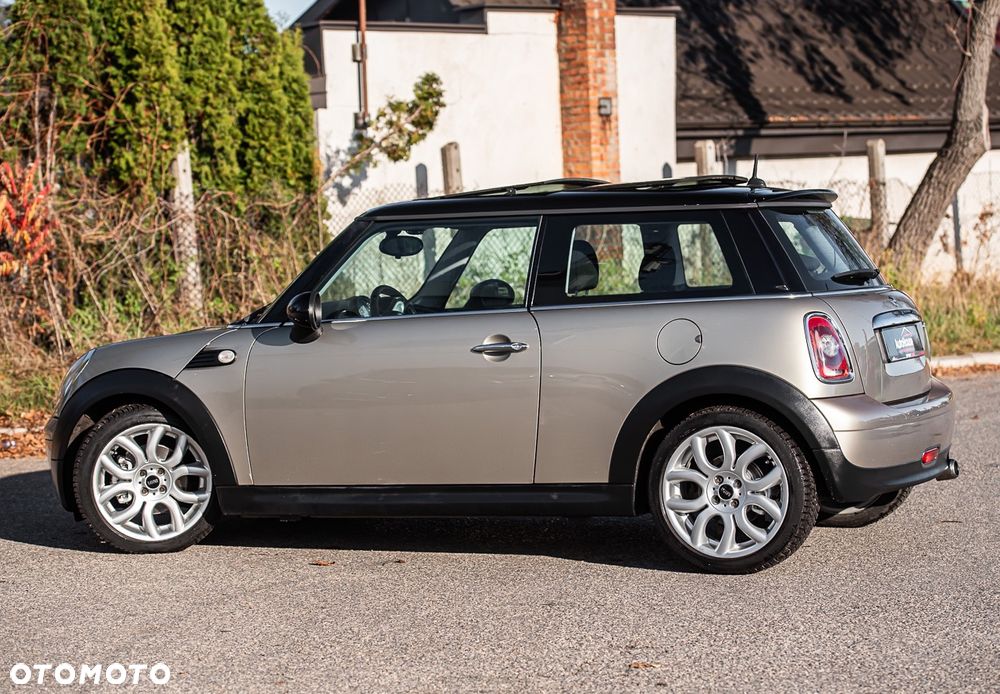 MINI Cooper Standard - 14