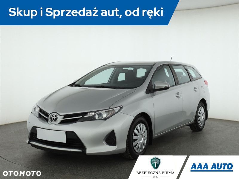 Toyota Auris - 3