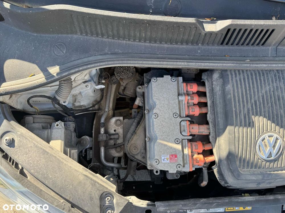 Volkswagen up! e-up - 12