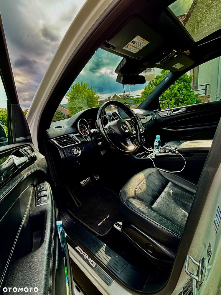 Mercedes-Benz GLE AMG 43 4Matic 9G-TRONIC - 12