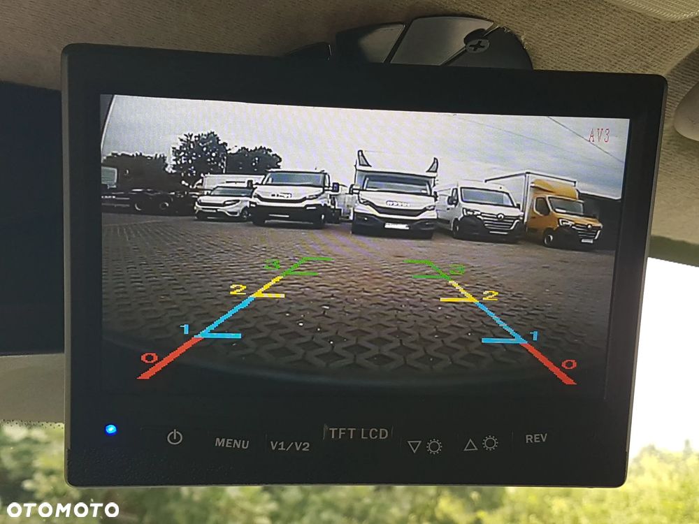 Iveco 70C18 WYWROTKA 3 STRONNA KIPER 3,60x2,2 BLIŹNIAKI 7 TON KLIMA HAK MANUAL 6-BIEGÓW - 6