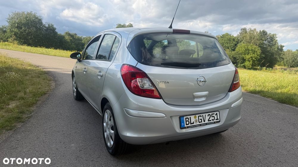 Opel Corsa 1.4 16V Color Edition - 13