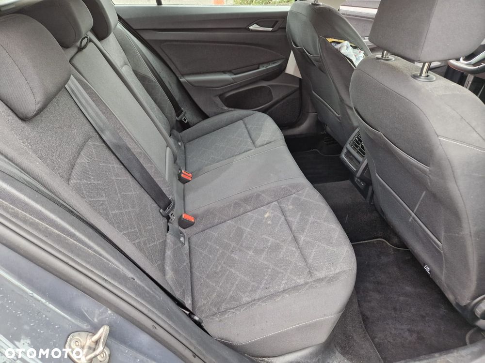 Volkswagen Golf 2.0 TDI Life - 11