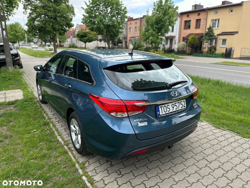 Hyundai i40 i40cw 1.7 CRDi Fifa World Cup Edition - 6