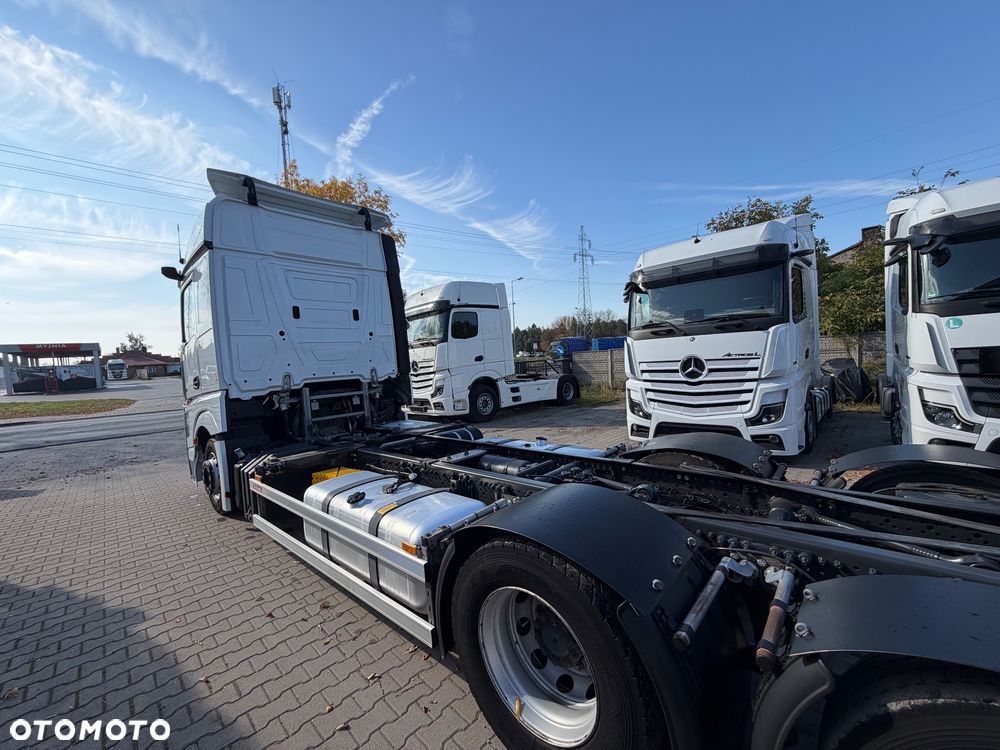 Mercedes-Benz Actros L 2545 Big Space - 17