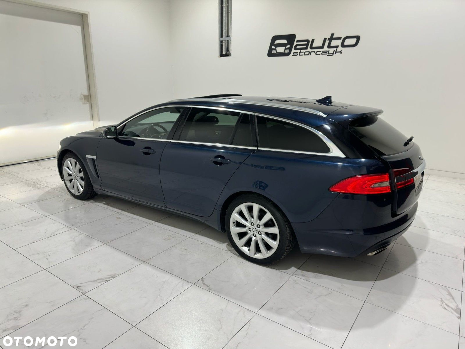 Jaguar XF - 7