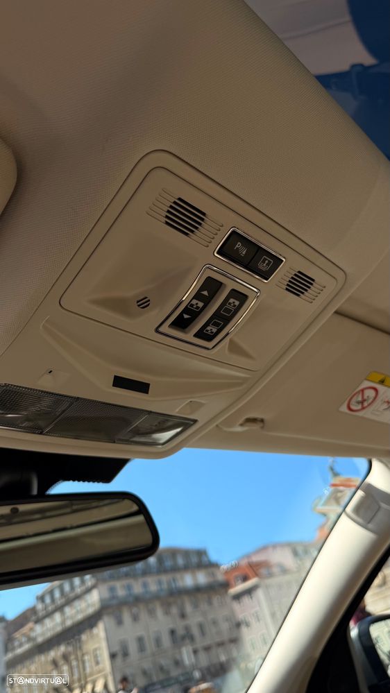 Jaguar XJ 3.0 D V6 LWB Premium Luxury - 12