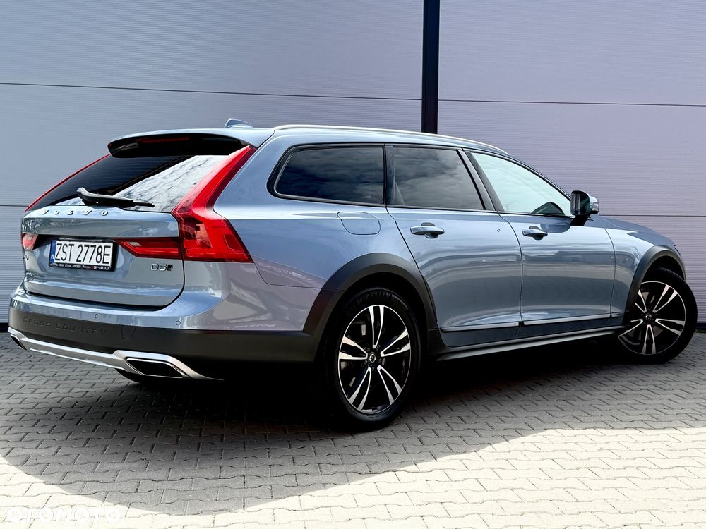 Volvo V90 Cross Country D5 AWD - 15