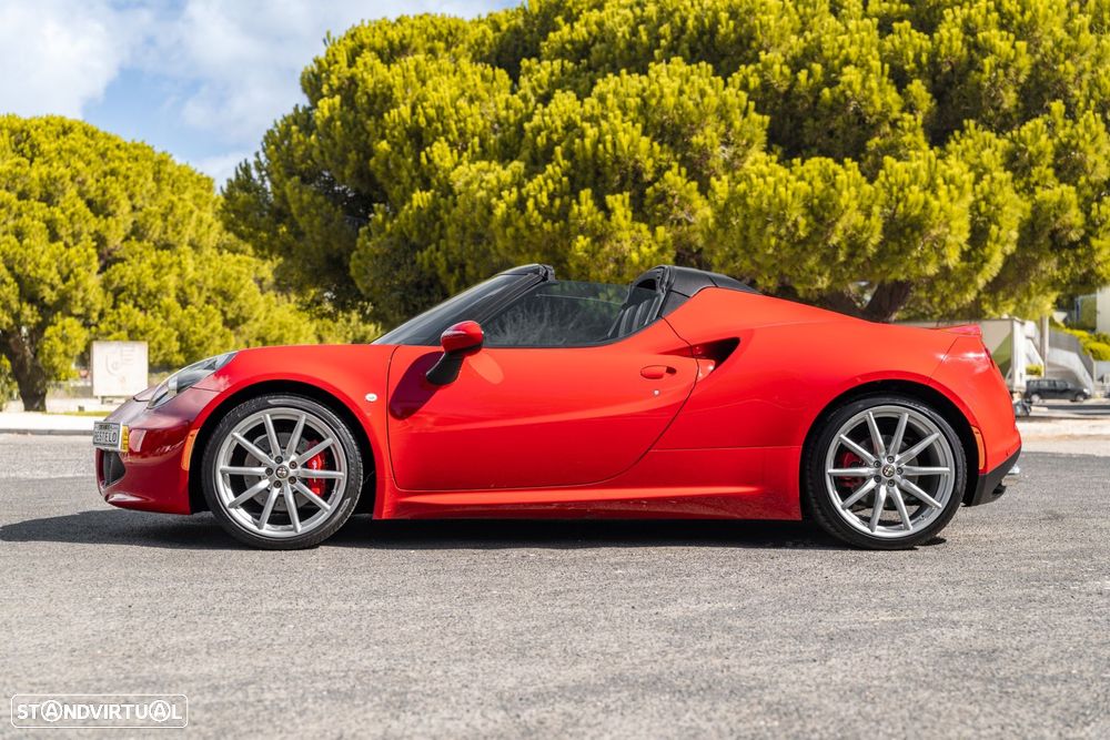 Alfa Romeo 4C Spider 1750 TBi - 4