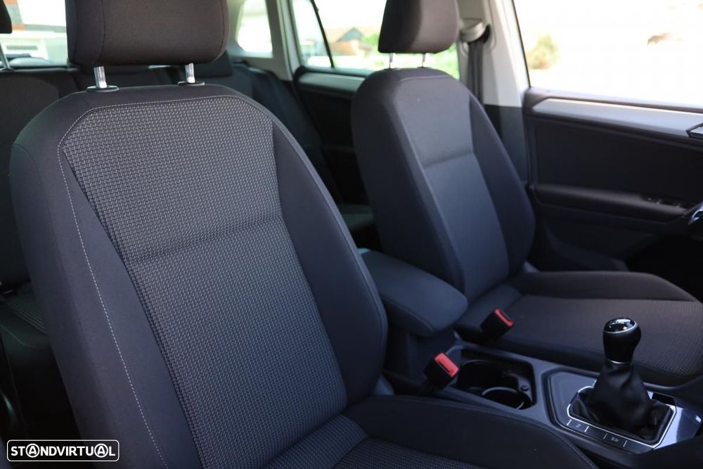 VW Tiguan 1.6 TDI Confortline - 12