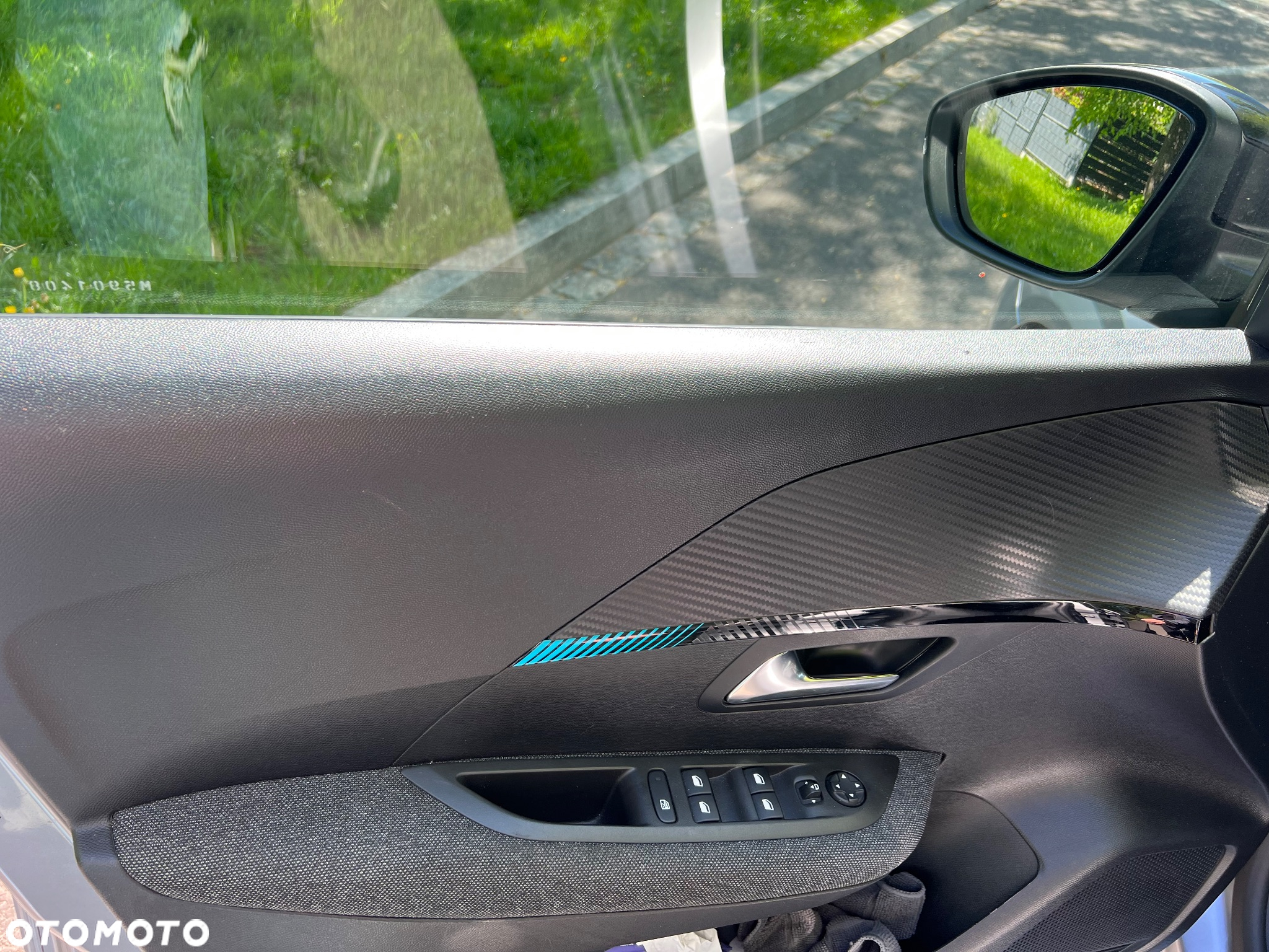Peugeot 208 PureTech 100 Style - 12