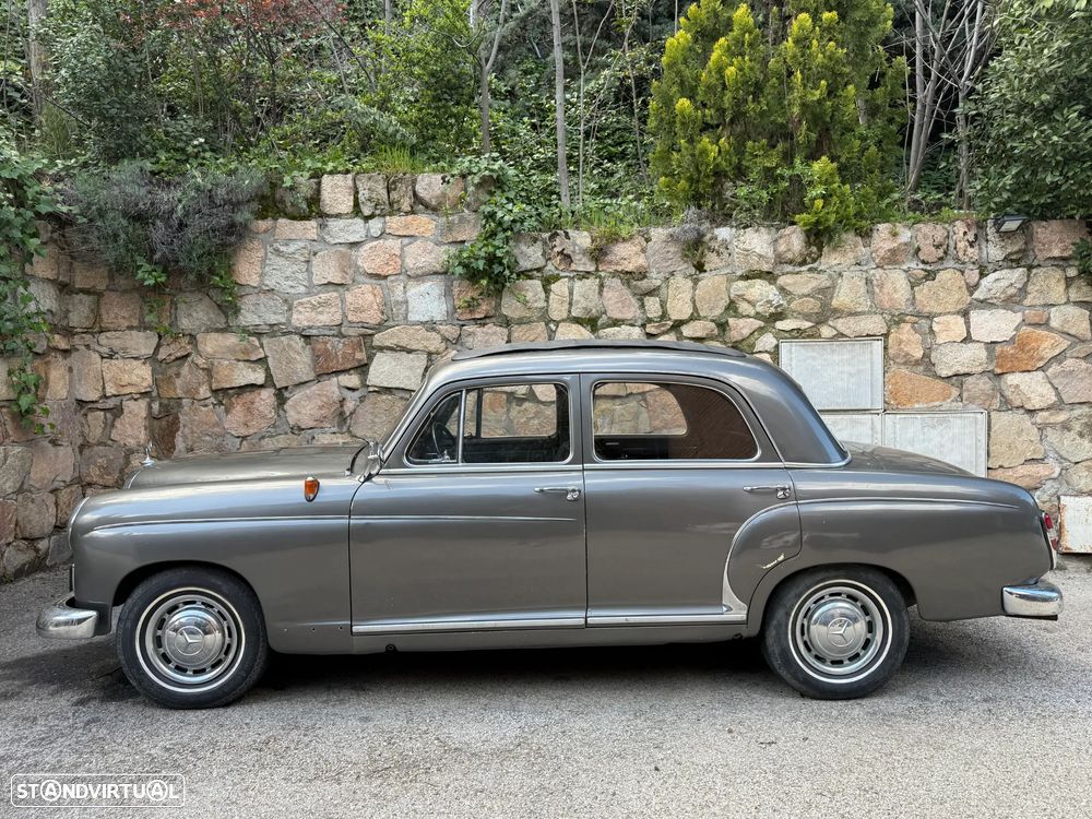 Mercedes-Benz MB180 - 3