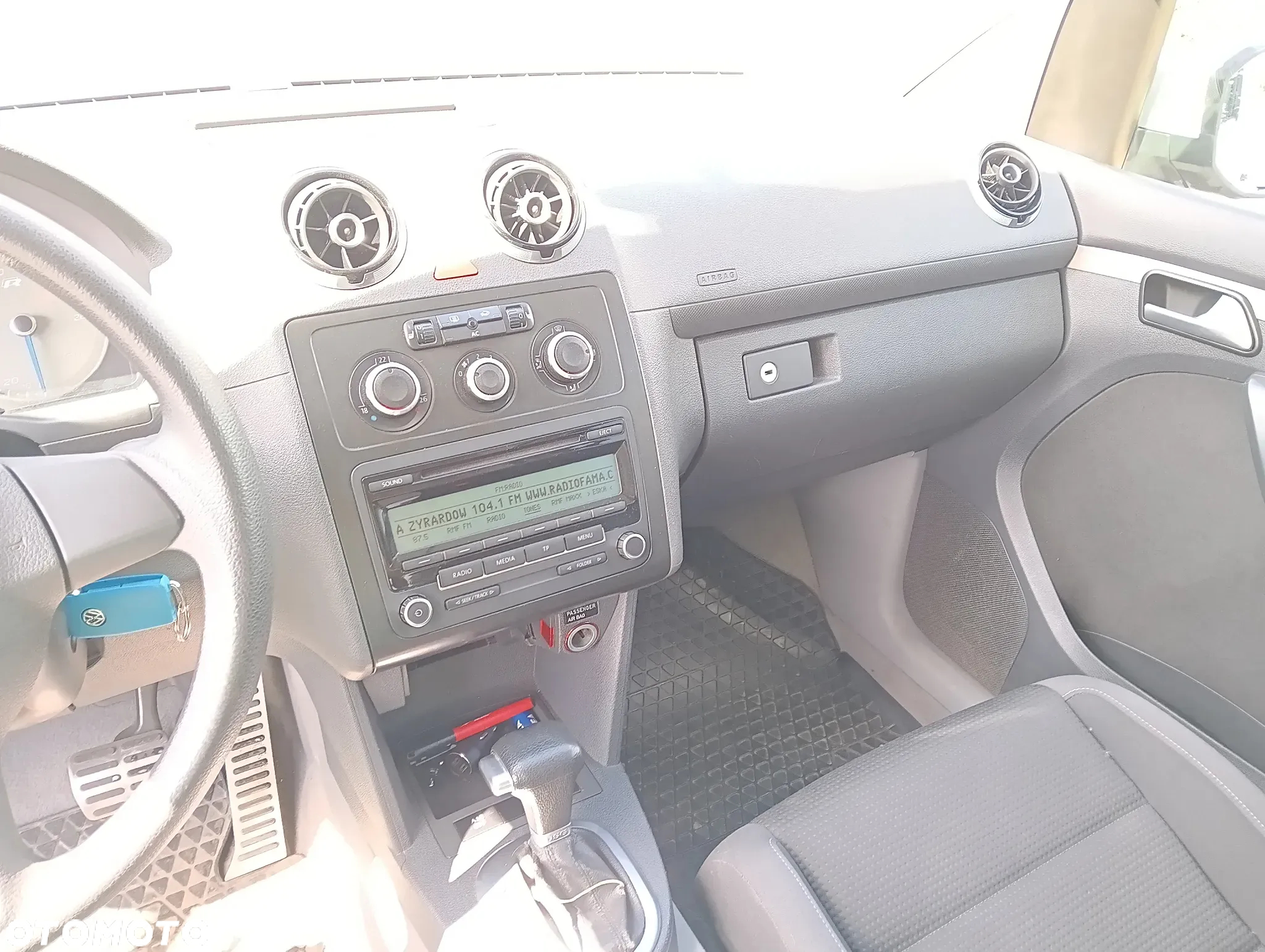 Volkswagen Caddy 1.9 TDI Life DSG - 6