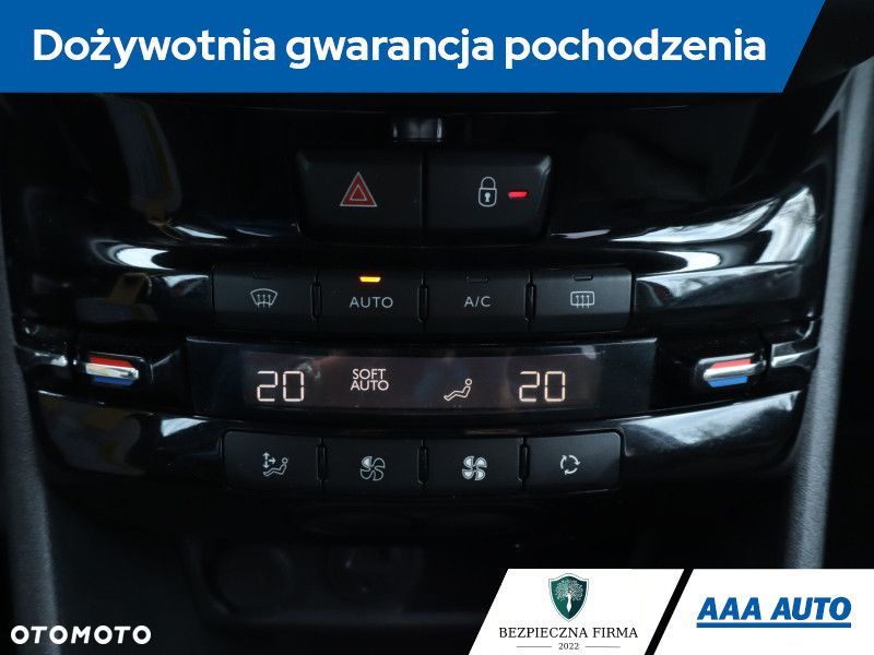 Peugeot 2008 - 21