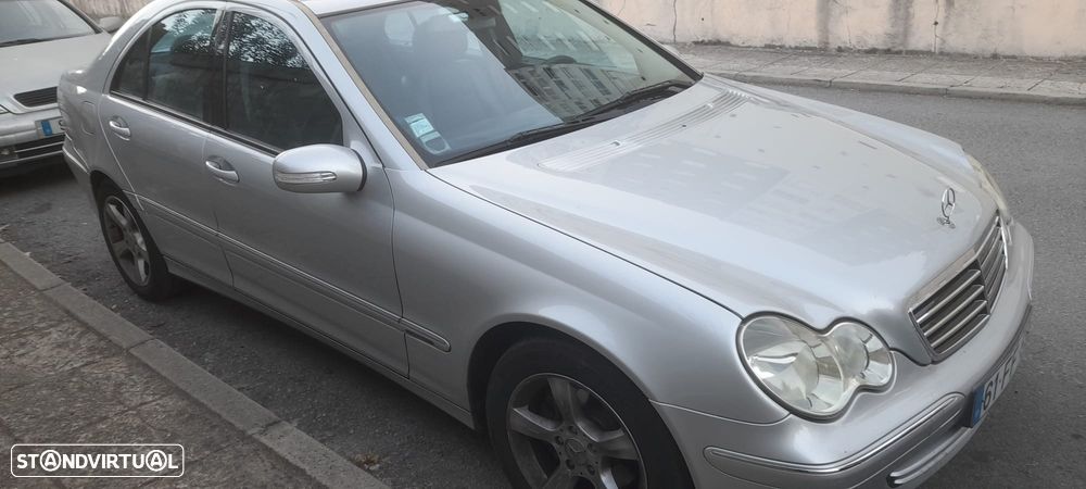 Mercedes-Benz C 220 CDI Avantgarde DPF - 2