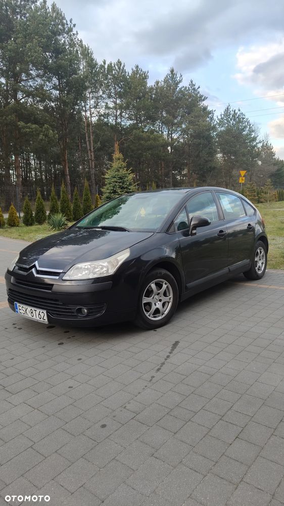 Citroën C4 1.4 16V X - 27