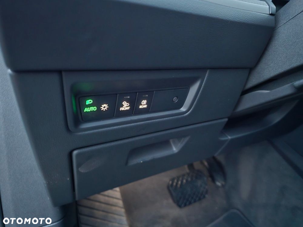 Volkswagen Touareg - 25