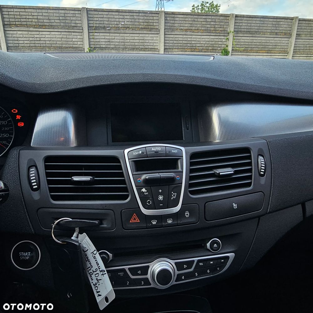 Renault Laguna dCi 180 FAP GT - 30
