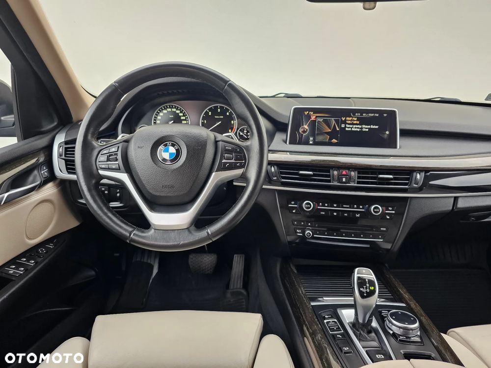 BMW X5 xDrive40d - 27