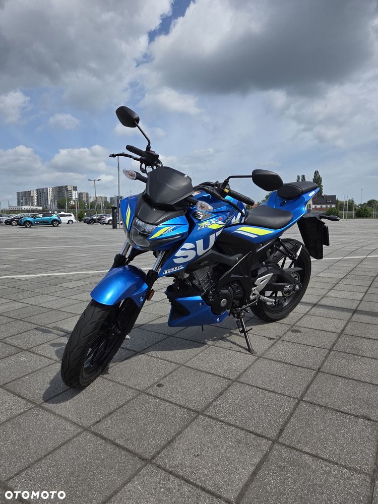 Suzuki GSX - 1