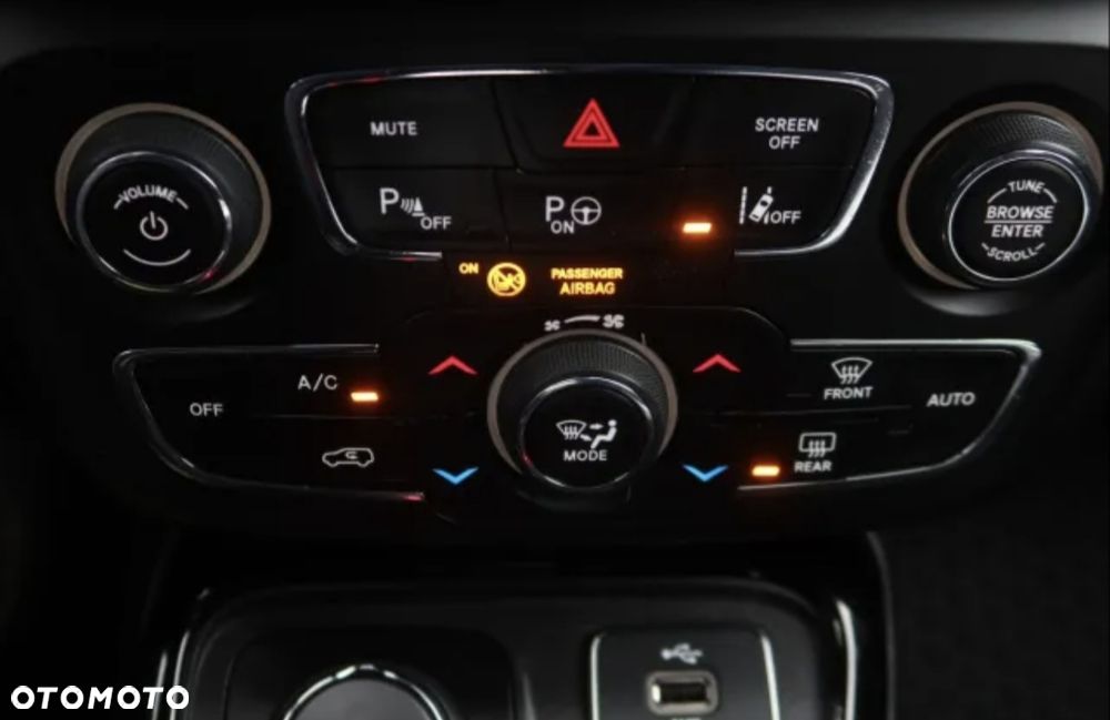 Jeep Compass - 9