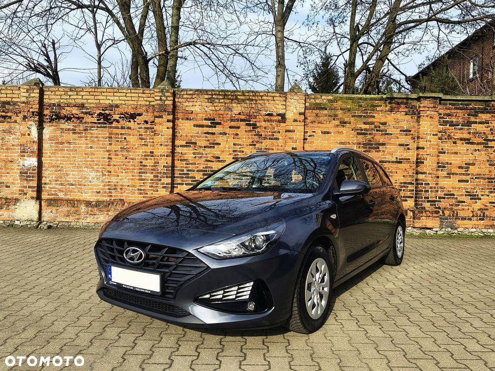 Hyundai i30 1.6 D Classic + DCT - 1