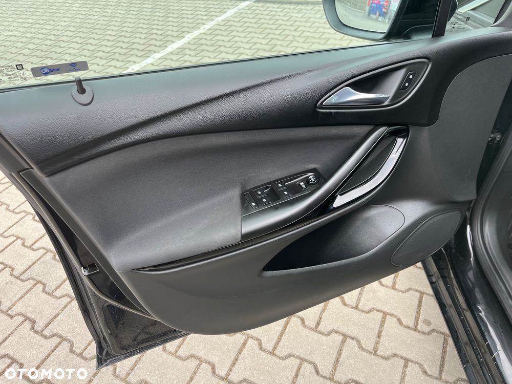 Opel Astra 1.6 Turbo Start/Stop Dynamic - 10