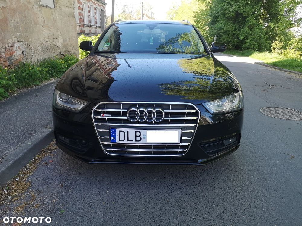 Audi A4 Avant 2.0 TDI - 10