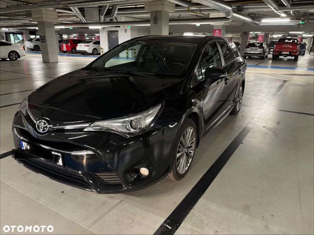 Toyota Avensis Touring Sports 1.8 Business Edition - 2