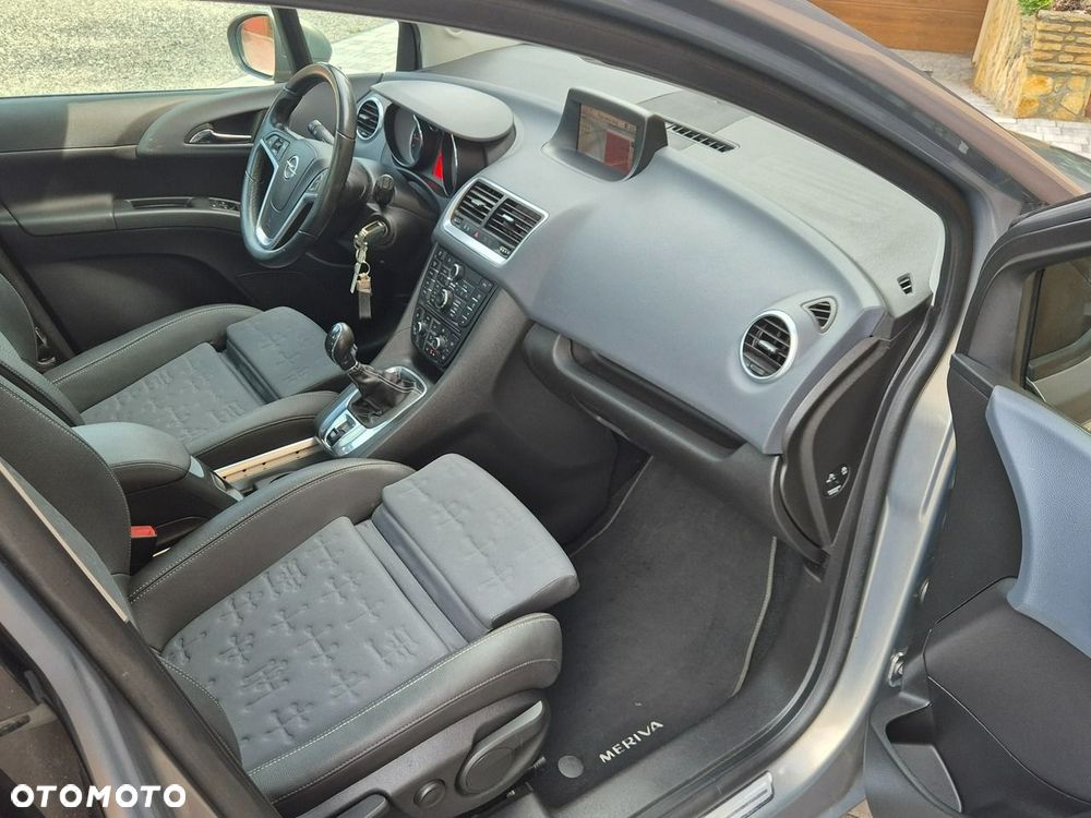 Opel Meriva - 12