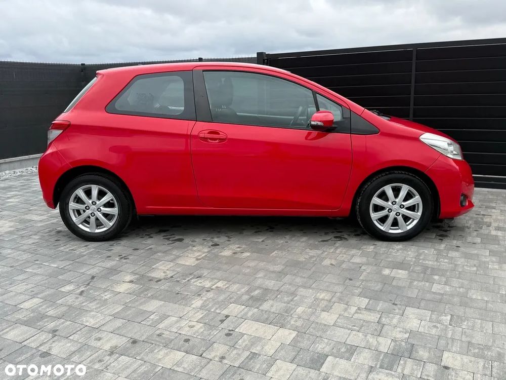 Toyota Yaris 1.0 VVT-i - 2
