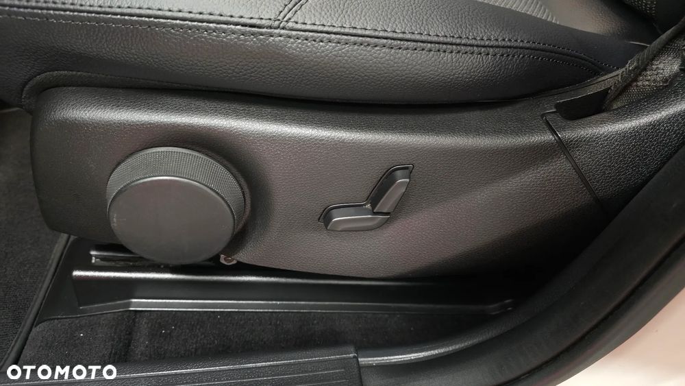 Mercedes-Benz GLK 220 CDI DPF BlueEFFICIENCY 7G-TRONIC - 13