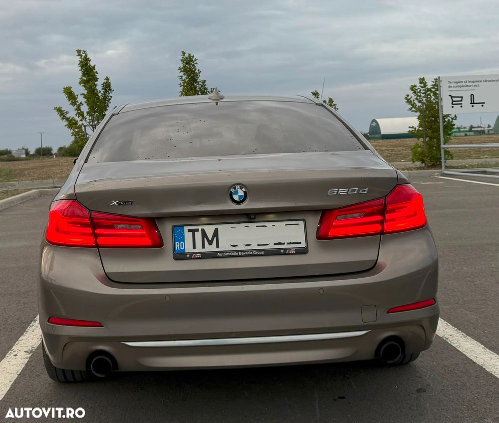 BMW Seria 5 520d xDrive Aut. Luxury Line - 5