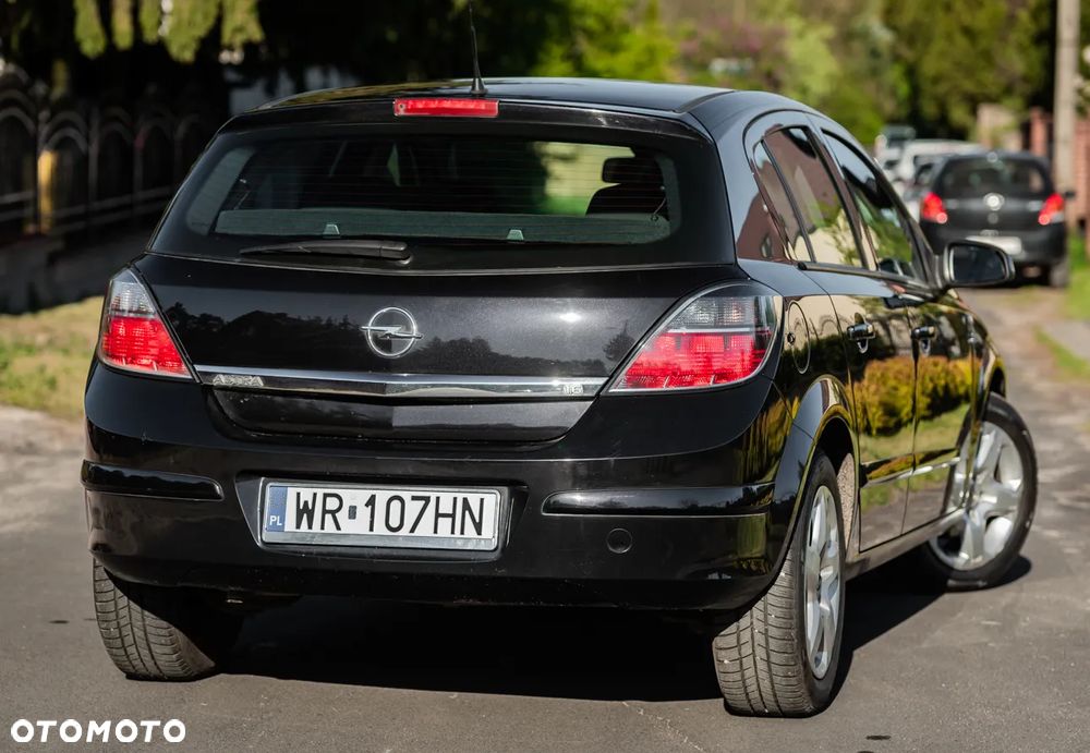 Opel Astra 1.6 Enjoy - 4