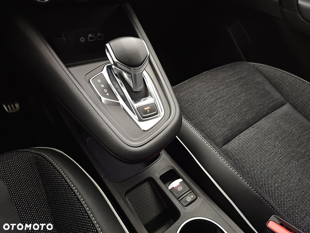 Renault Captur 1.3 TCe mHEV Techno EDC - 18