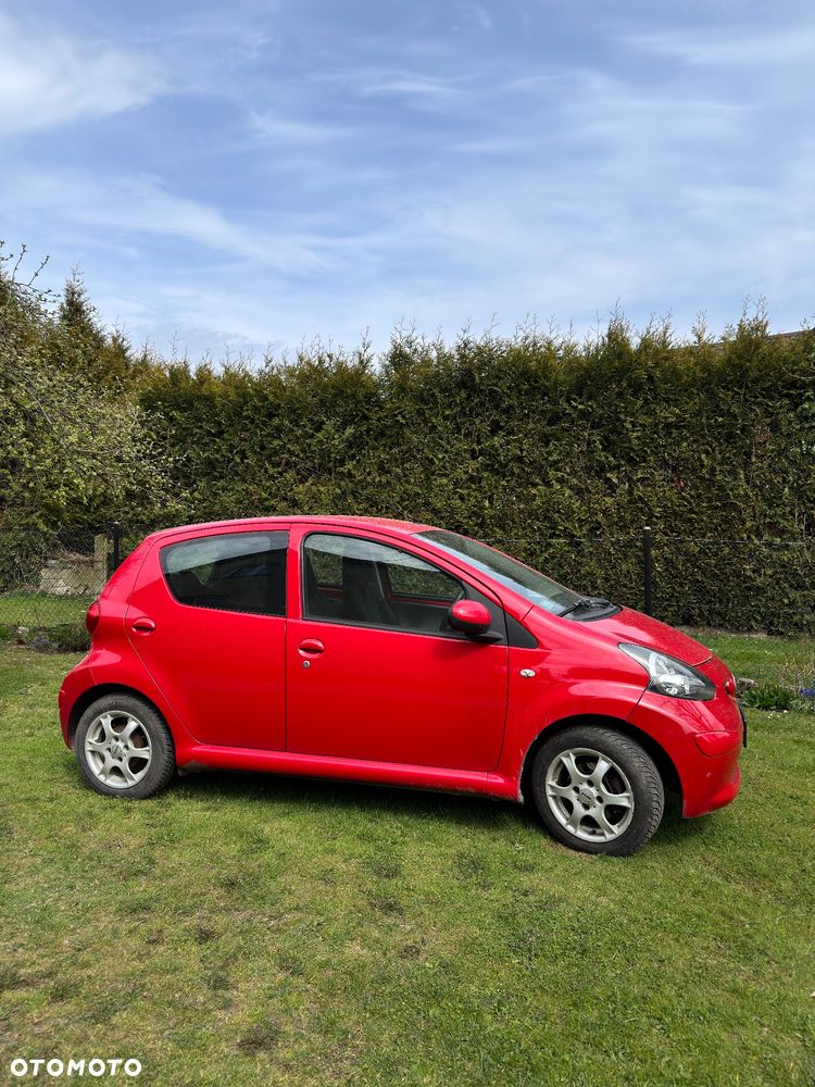 Toyota Aygo - 1
