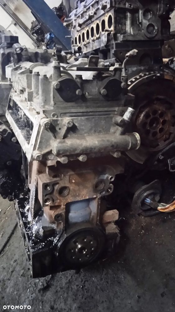 Silnik słupek Iveco Daily IV 35C18 3.0 D E4 kod F1CE0481H 504166567 502270036 - 9