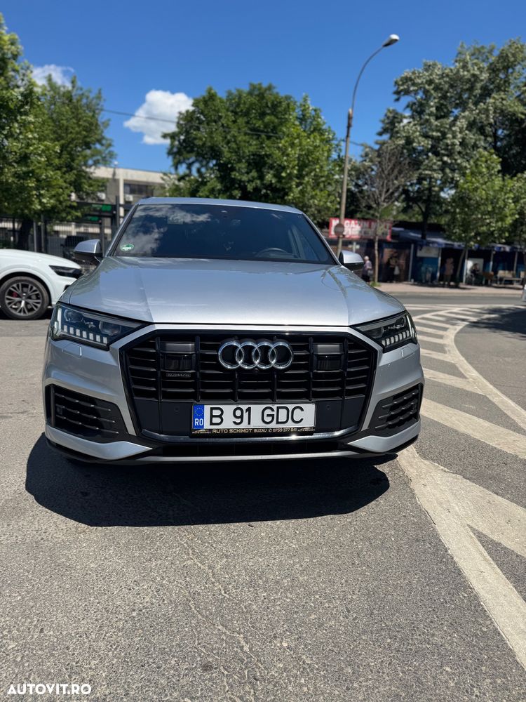 Audi Q7 3.0 55 TFSIe quattro Tiptronic S Line - 2