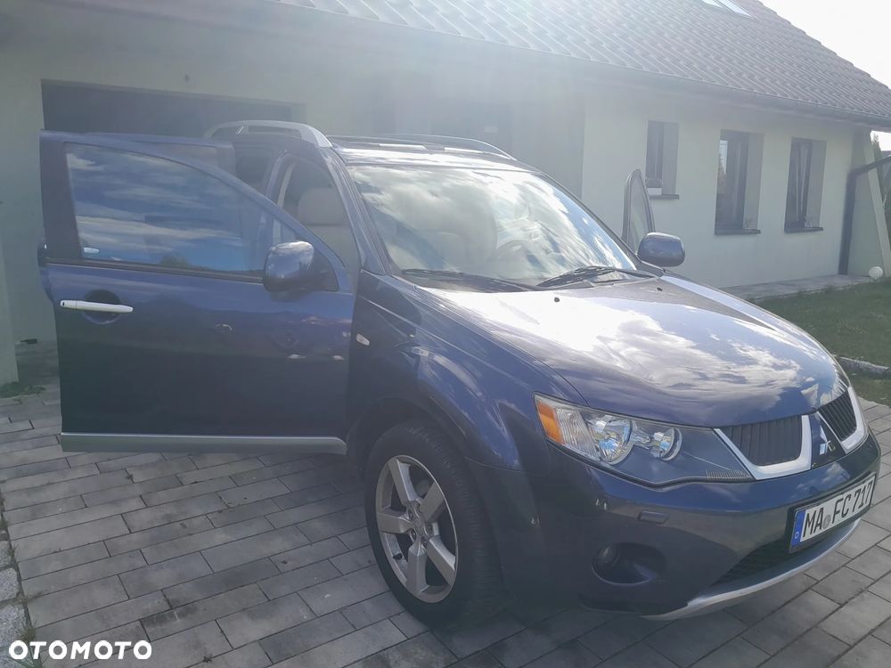 Mitsubishi Outlander 2.0 DI-D 4WD Instyle - 8