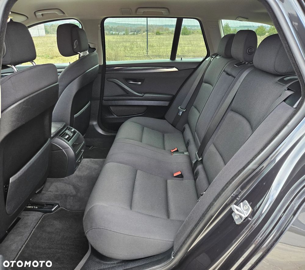 BMW Seria 5 520d - 18
