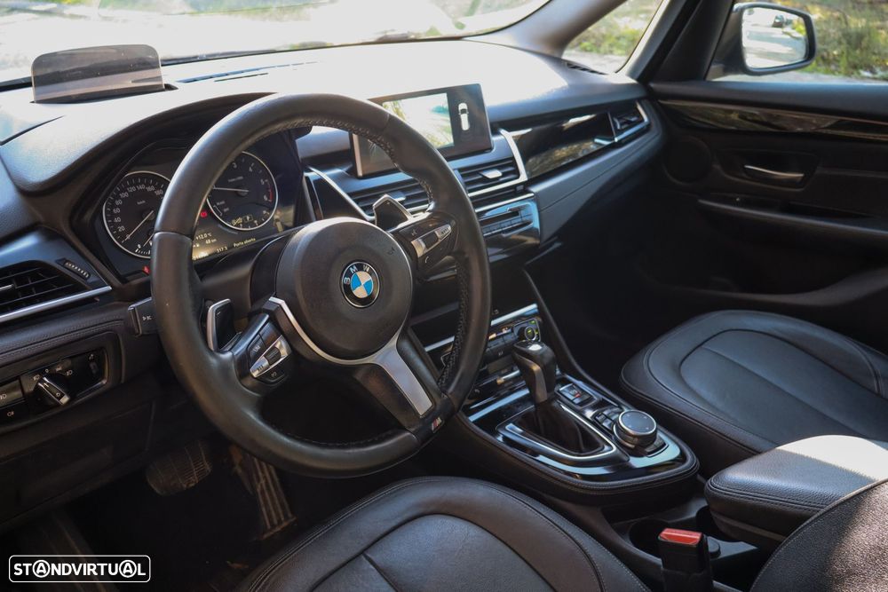 BMW 218 Gran Tourer d Auto - 11