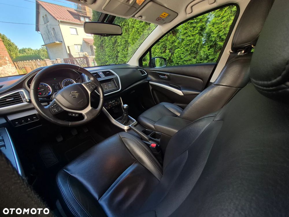 Suzuki SX4 S-Cross 1.6 Elegance - 21