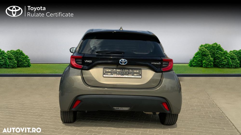 Toyota Yaris 1.5 VVT-i HSD Dynamic Plus - 4