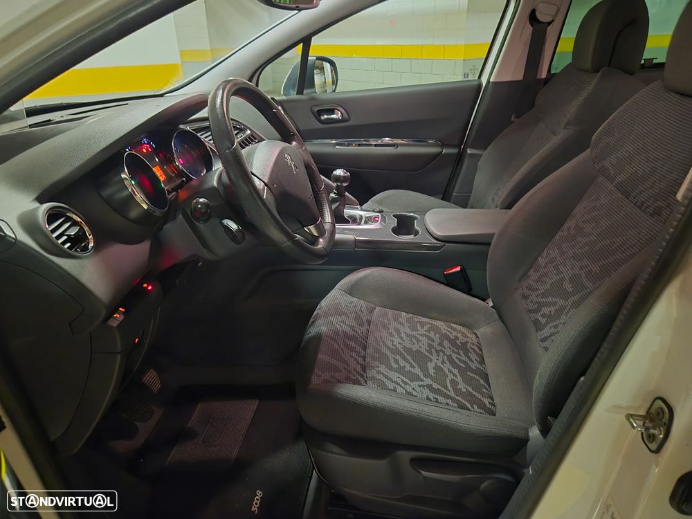 Peugeot 3008 1.6 HDi Style - 25