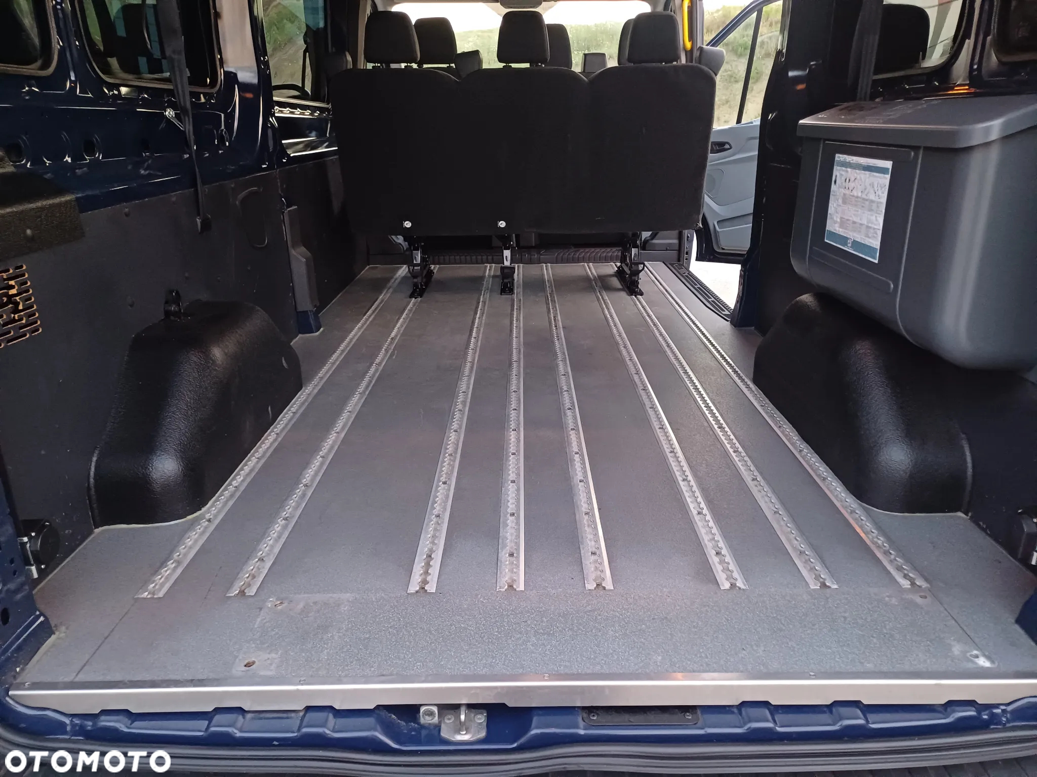 Ford Transit - 22