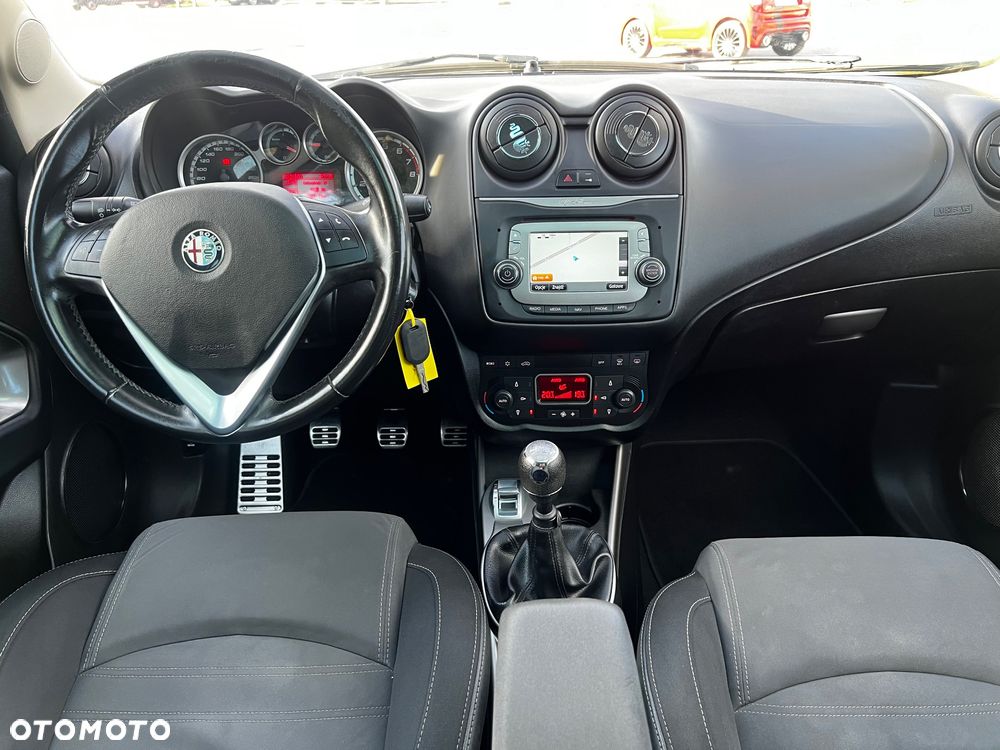 Alfa Romeo Mito - 11