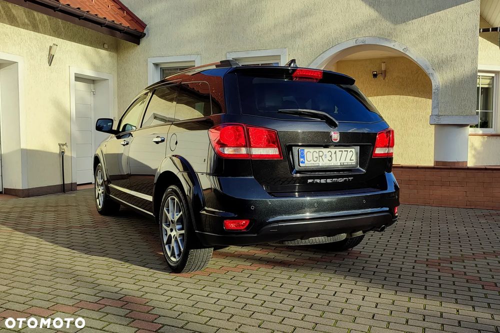 Fiat Freemont 2.0 Multijet Urban - 12